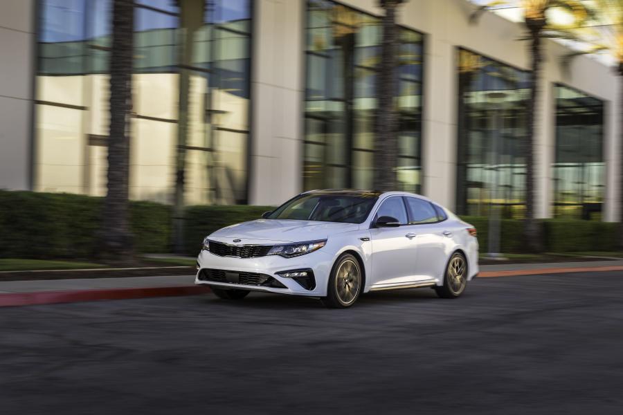  Kia Optima SX Turbo (JF) 2018 года  (NA) (фото 37 из 40)
